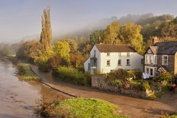 开云下载-佩德里末节封神，亚特兰大逆转马德里竞技奏凯歌