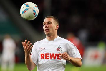 开云体育APP下载-三分如点球，当恩比德在欧冠淘汰赛之夜连续命中关键球