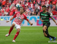 开云体育下载-挺进决赛！霍芬海姆队员士气高昂，迎接挑战