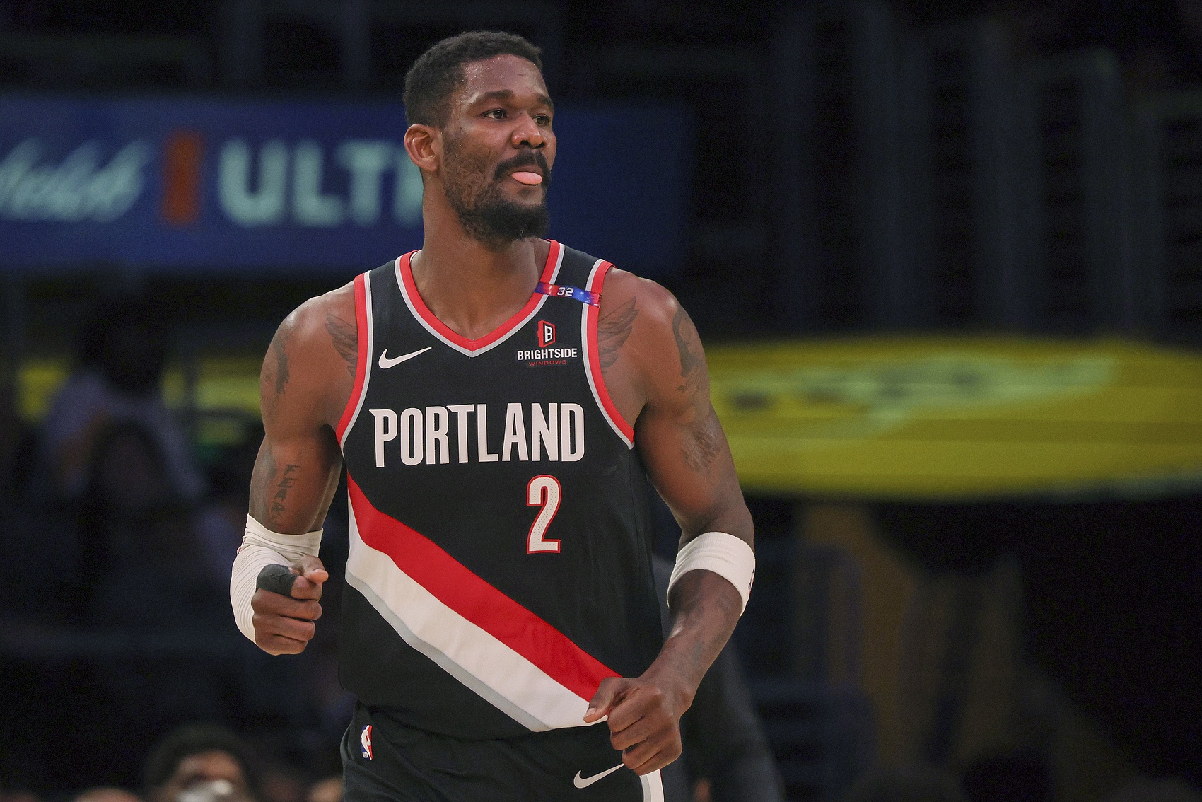 开云体育-开拓者大胜太阳，结束不胜