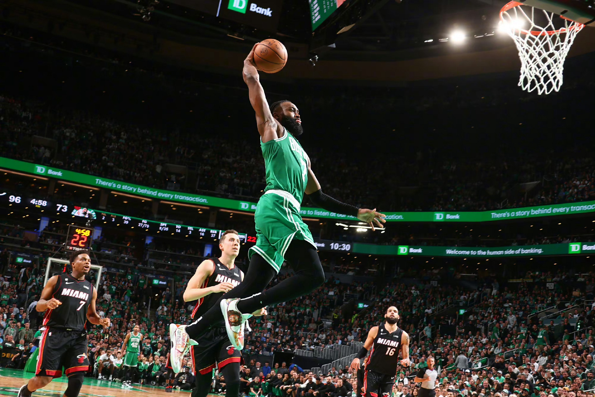 开云体育官网-关于热火惨败凯尔特人，联盟前景堪忧的信息