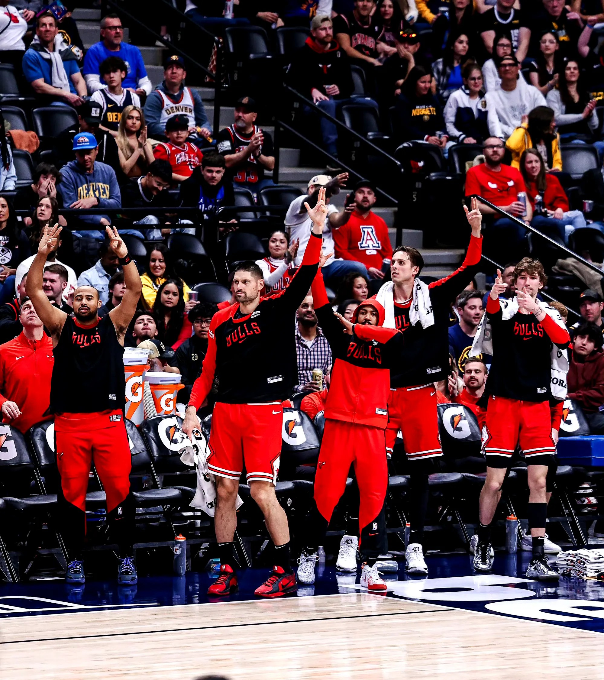 开云体育入口-湖人力克公牛,约基奇爆发神勇