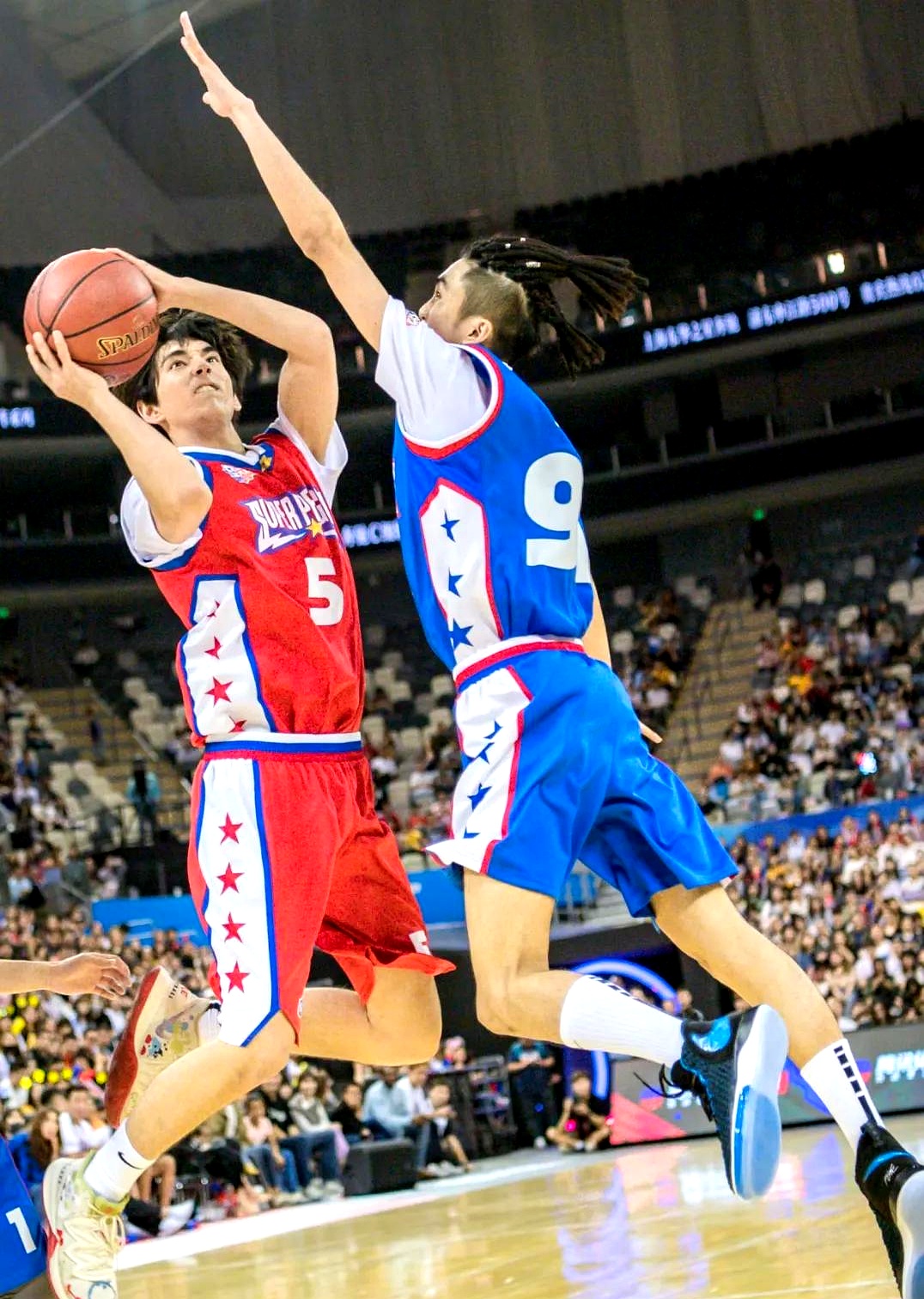 开云体育-关于焦点大战：篮球上演巅峰碰撞的信息