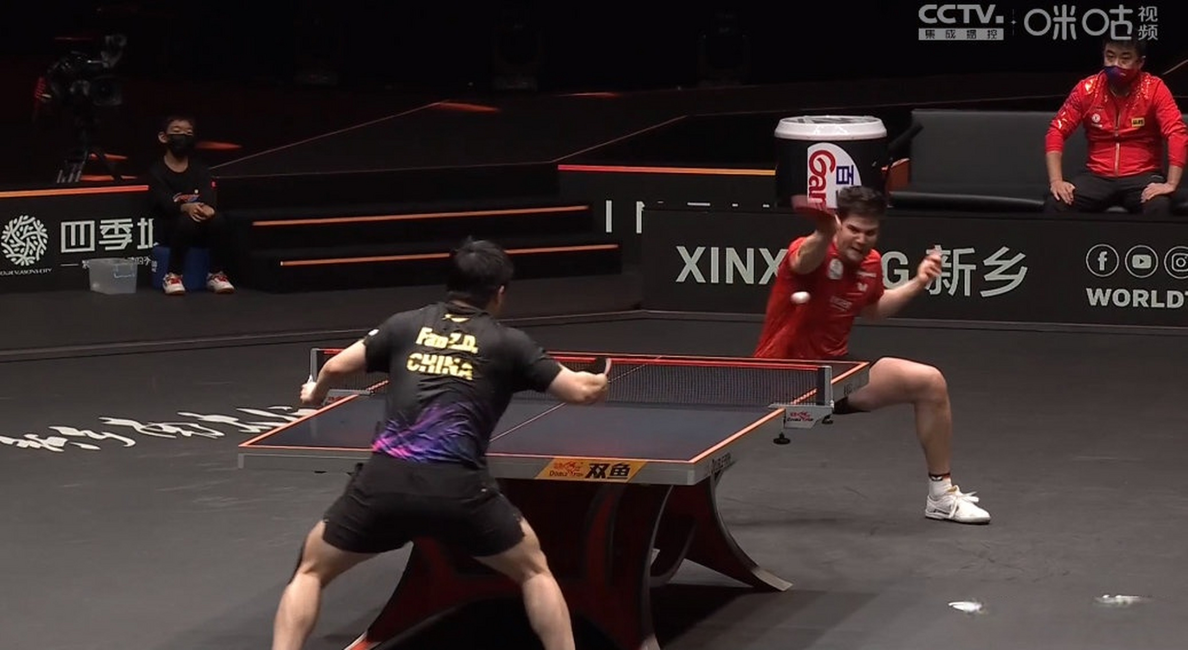 开云官网-瑞典队鏖战韩国队,奥恰洛夫点燃赛场