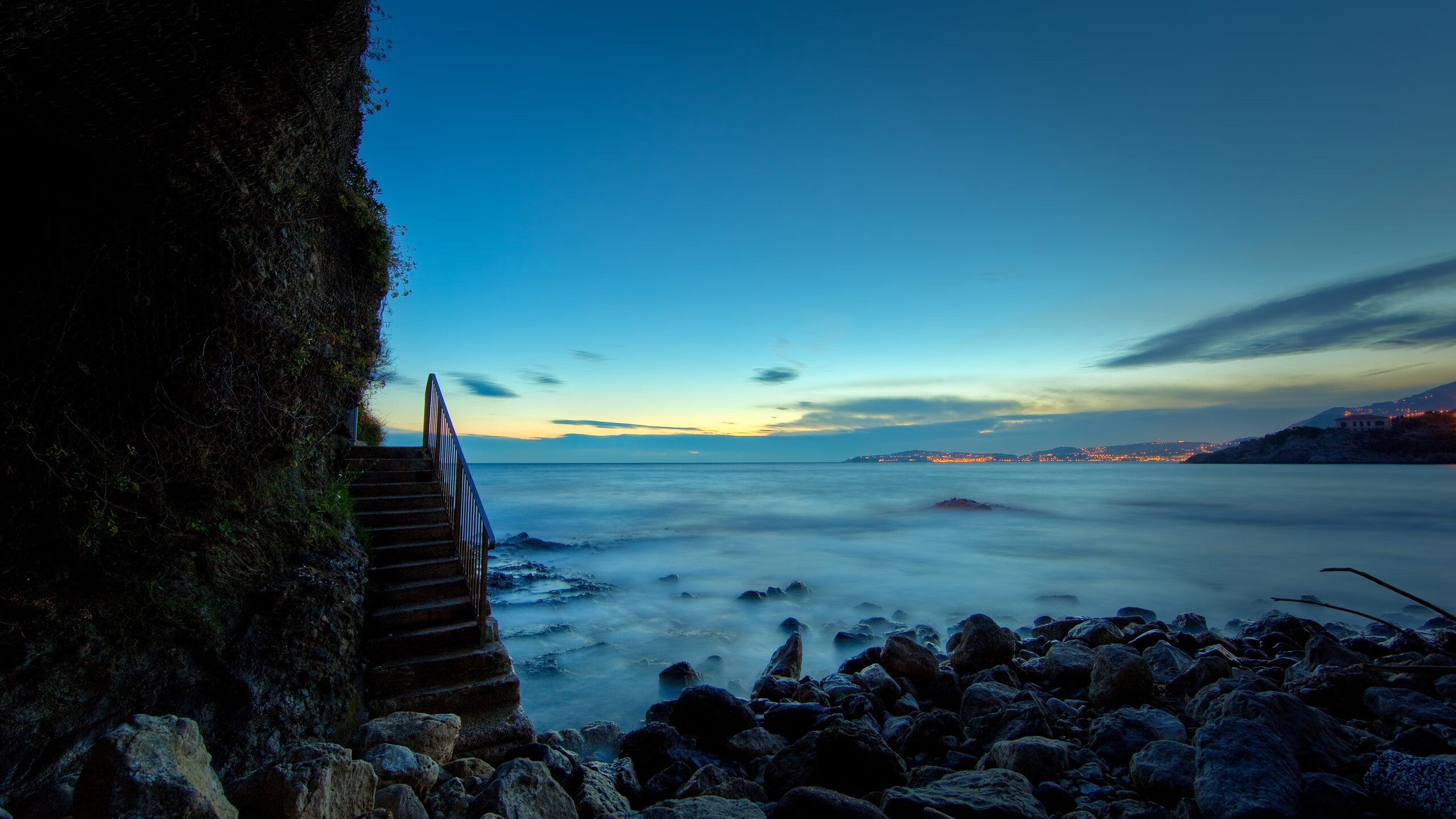 开云体育官网-埃及法老跨越大陆，萨拉赫一锤定音，智利压哨击沉皇家社会