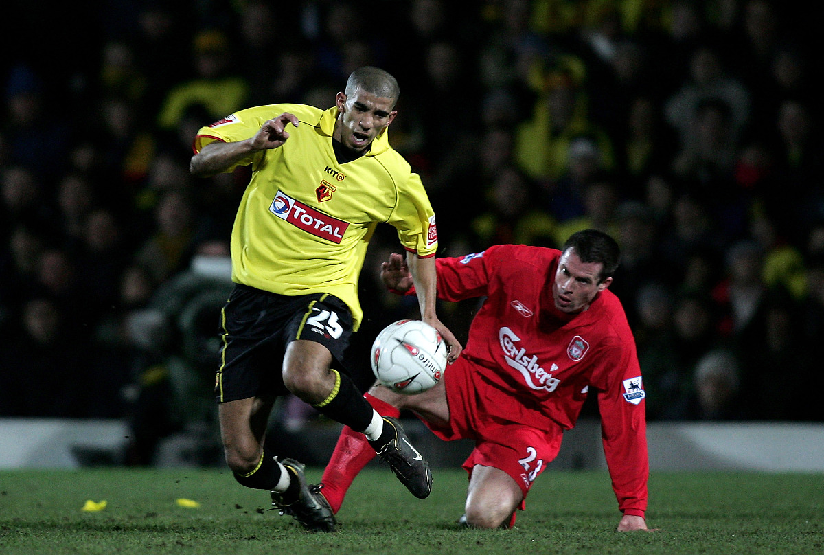 开云体育登录-利物浦对阵韩国，萨卡防守端锁死对手