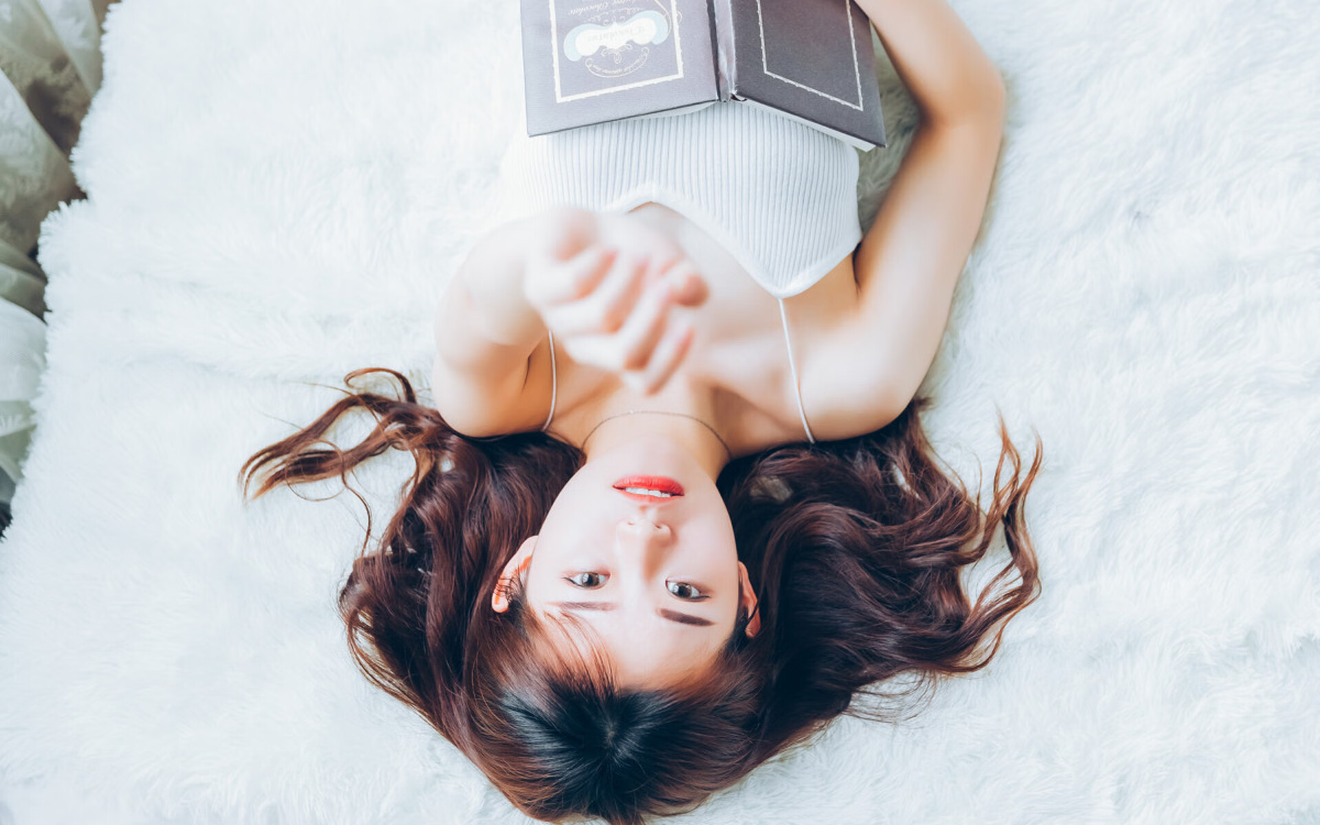 开云下载-美加墨世界杯焦点战，卡塔尔粉碎秘鲁，亚洲黑马震撼全球